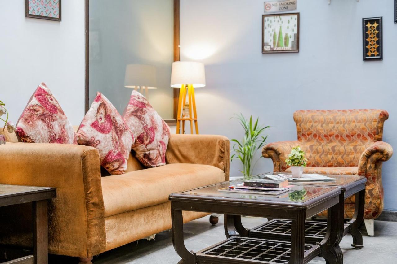 Hotel Seven- Center Of City Chandigarh Ngoại thất bức ảnh